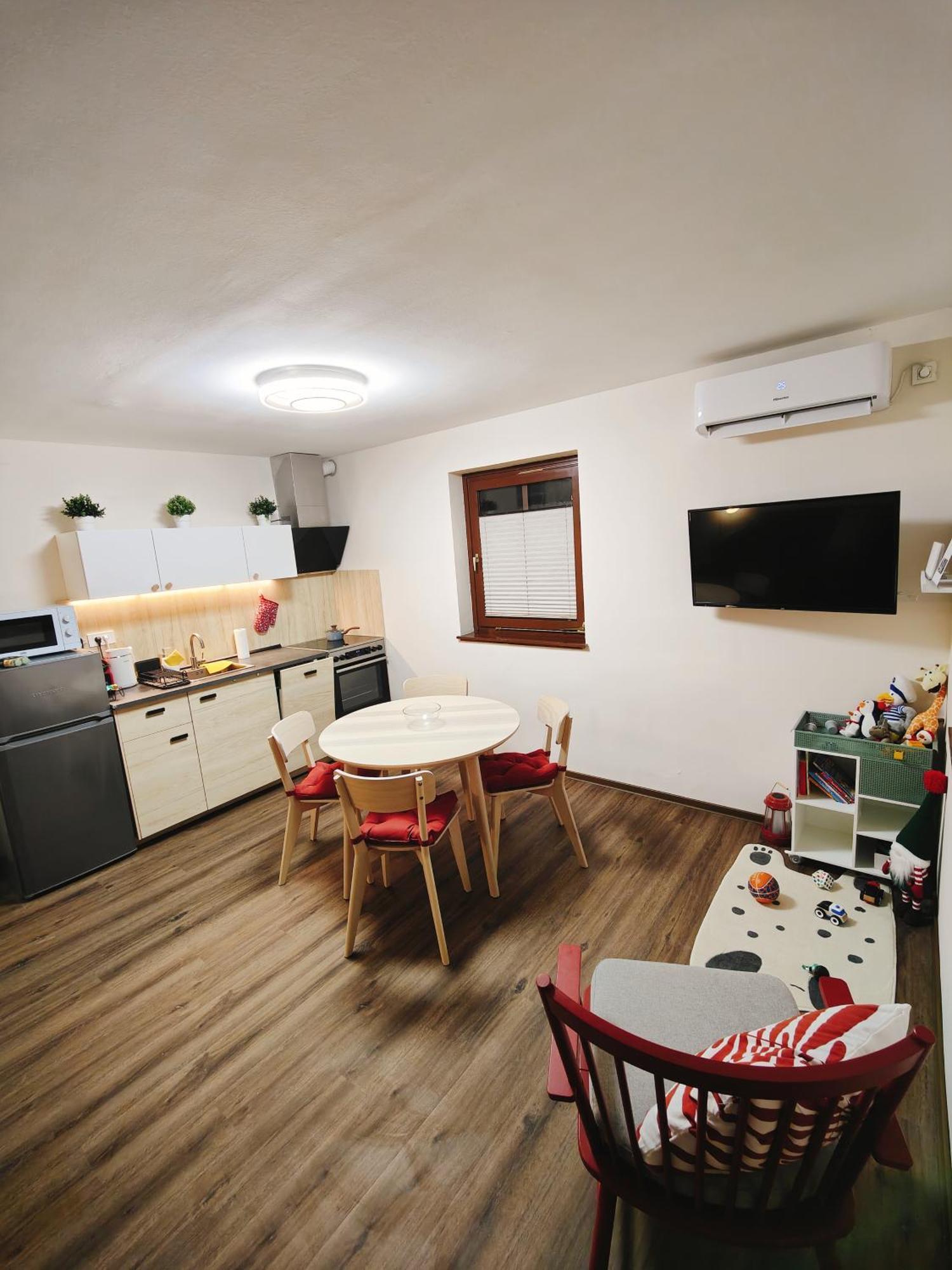 קטז אוב סבי See You House, Terme Catez 153 מראה חיצוני תמונה